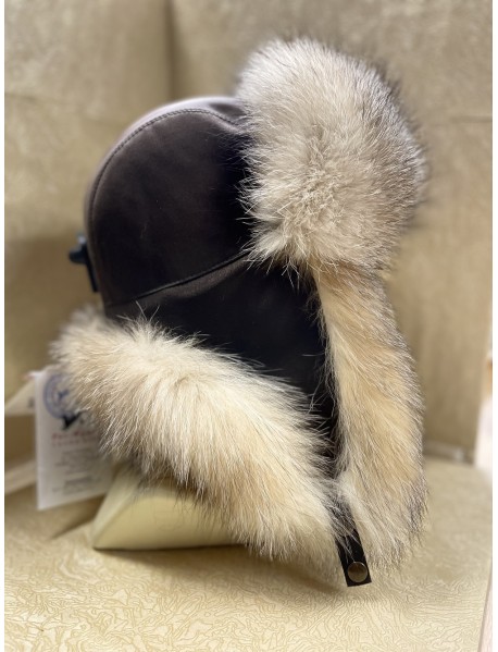 Женская шапка Зима из блюфроста